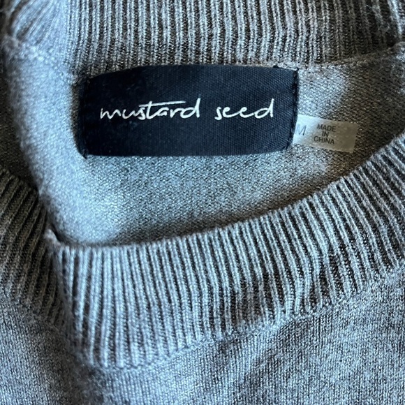 Grey long sweater that could be a dress 👗 - Picture 2 of 2